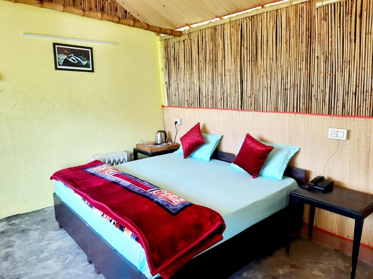 Mukteshwar Grand Retreat Bagian luar foto